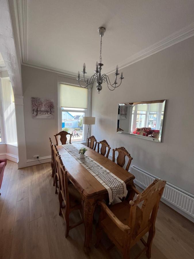 57 Main Street Newcastle Luxury Central Apartment Екстер'єр фото